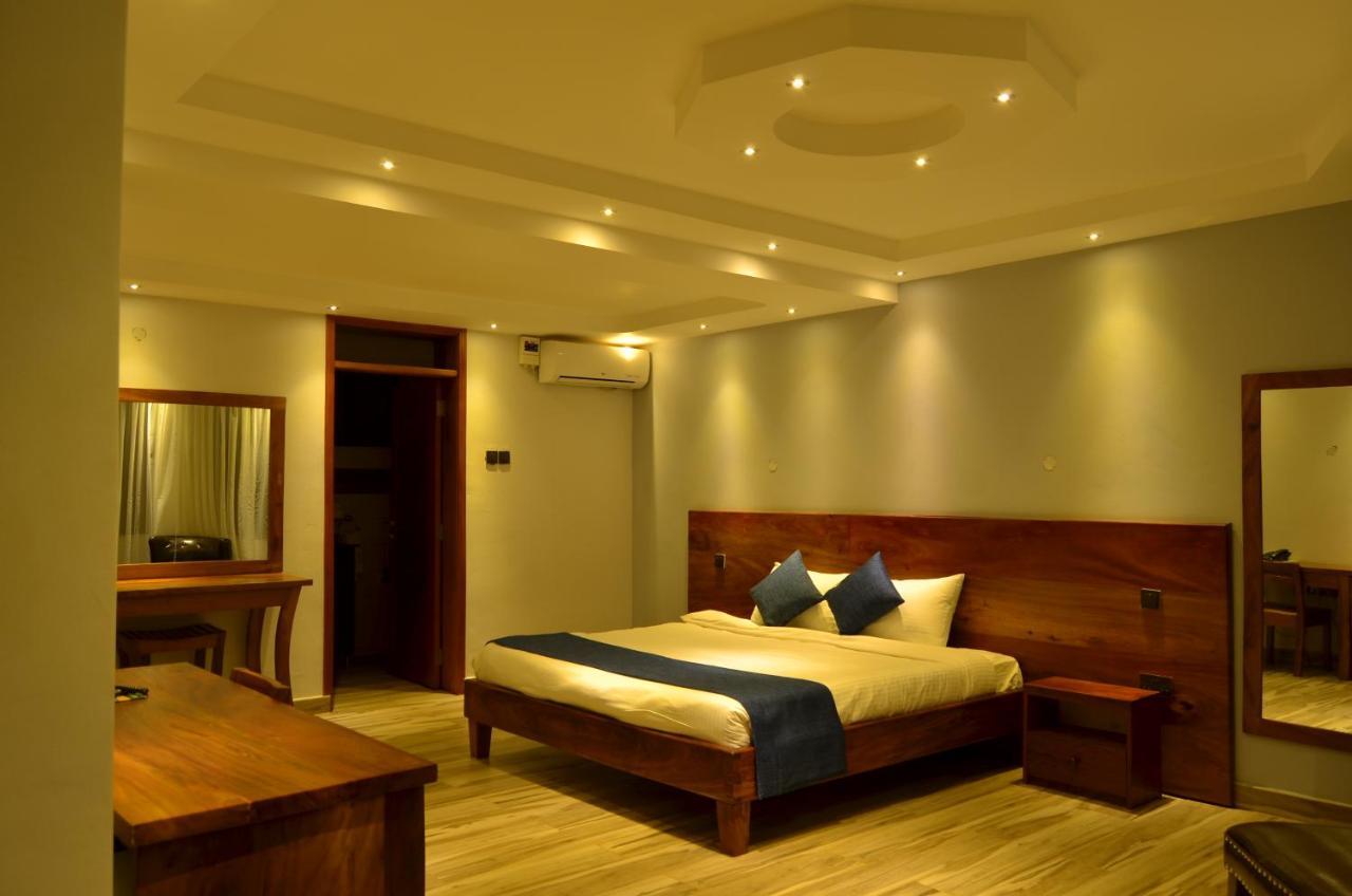 Nile Village Hotel & Spa จินจา ภายนอก รูปภาพ