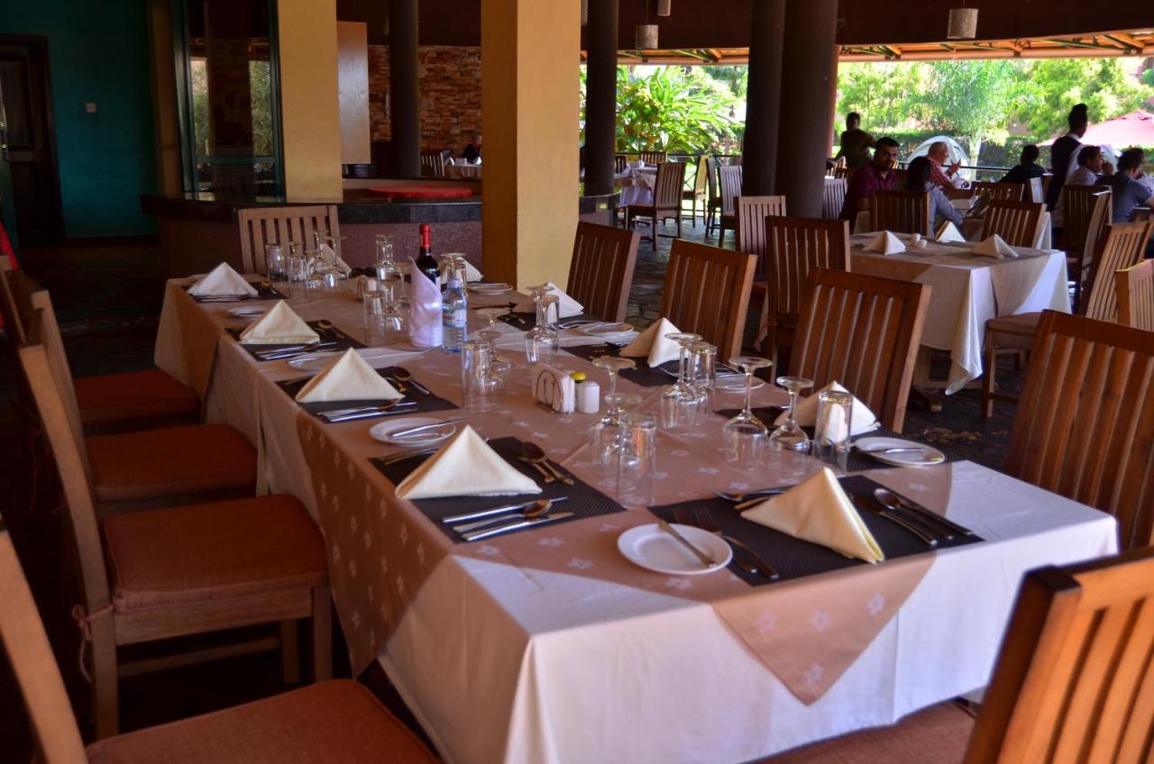 Nile Village Hotel & Spa จินจา ภายนอก รูปภาพ