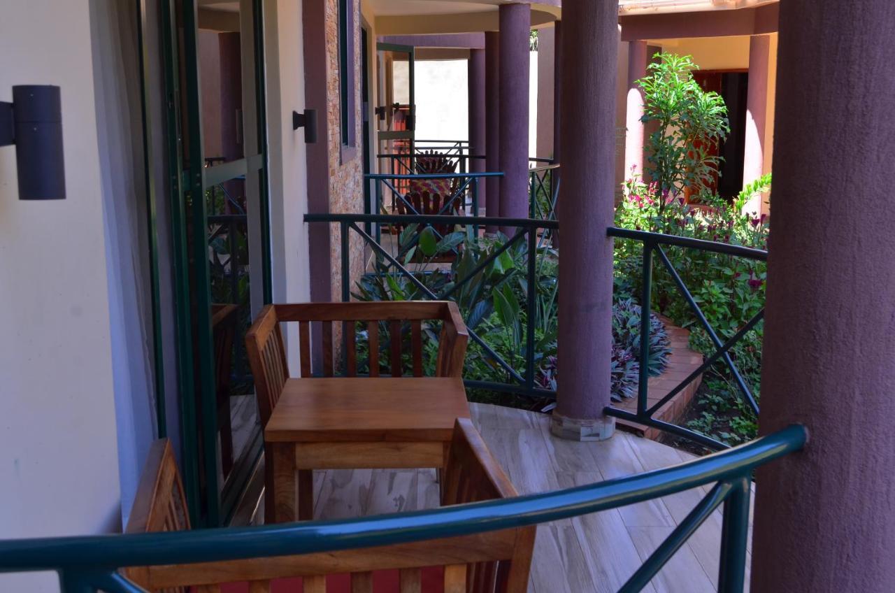 Nile Village Hotel & Spa จินจา ภายนอก รูปภาพ