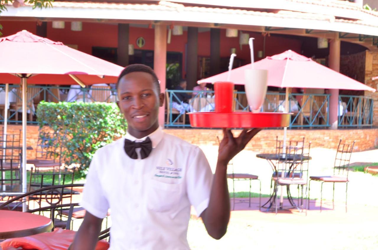 Nile Village Hotel & Spa จินจา ภายนอก รูปภาพ