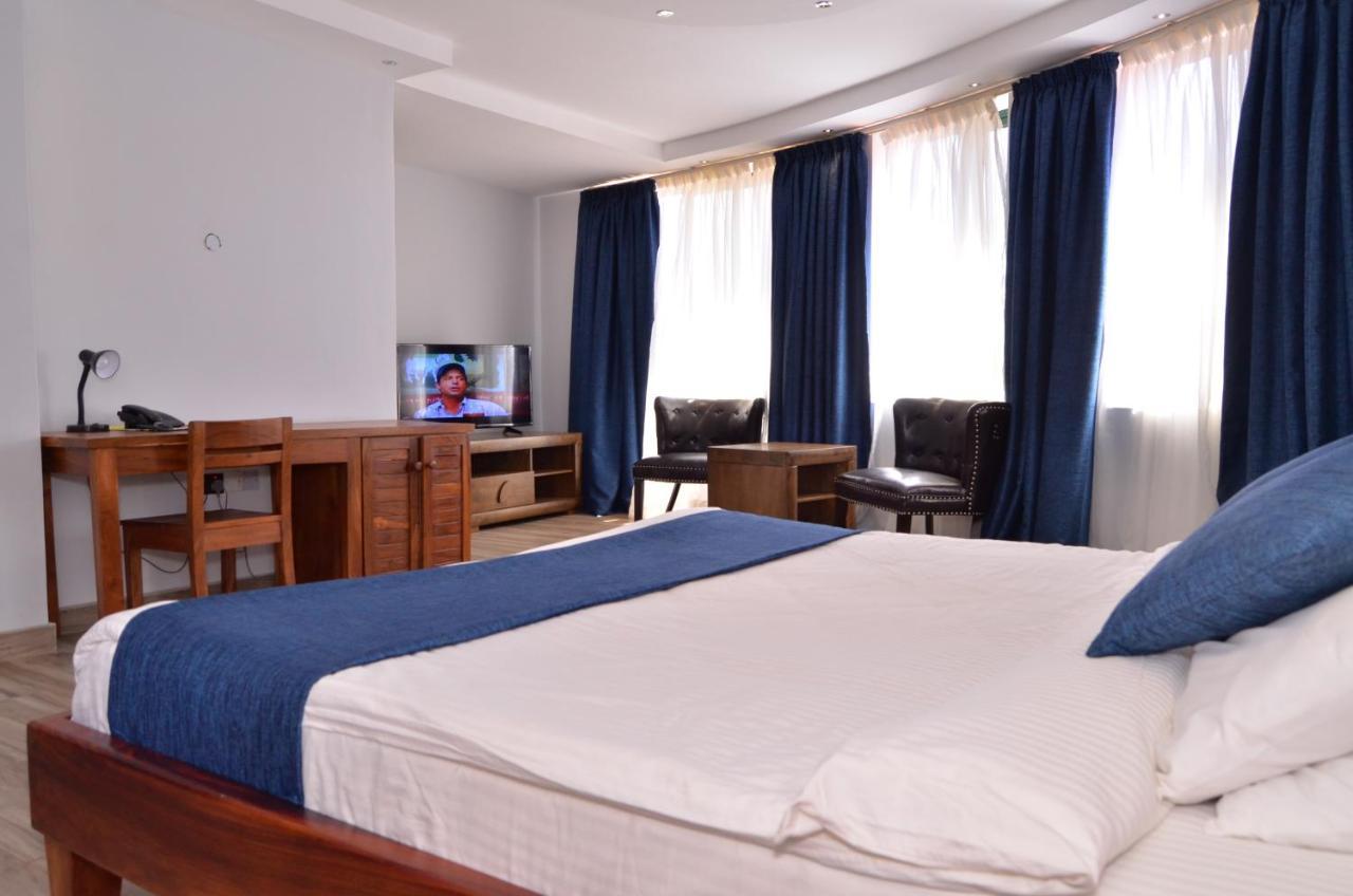 Nile Village Hotel & Spa จินจา ภายนอก รูปภาพ