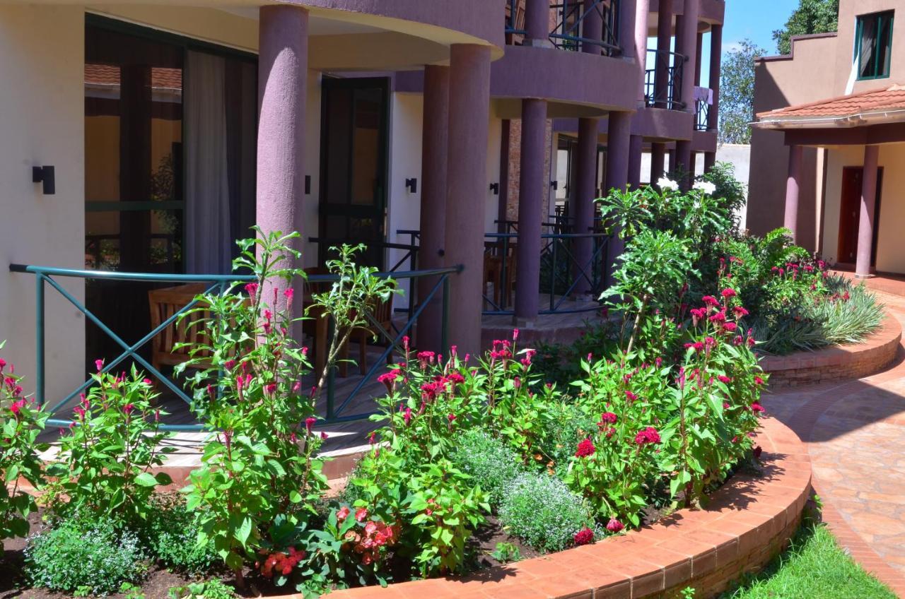Nile Village Hotel & Spa จินจา ภายนอก รูปภาพ