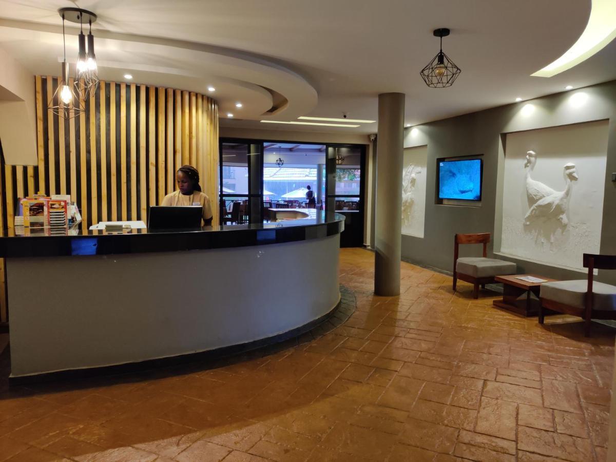Nile Village Hotel & Spa จินจา ภายนอก รูปภาพ